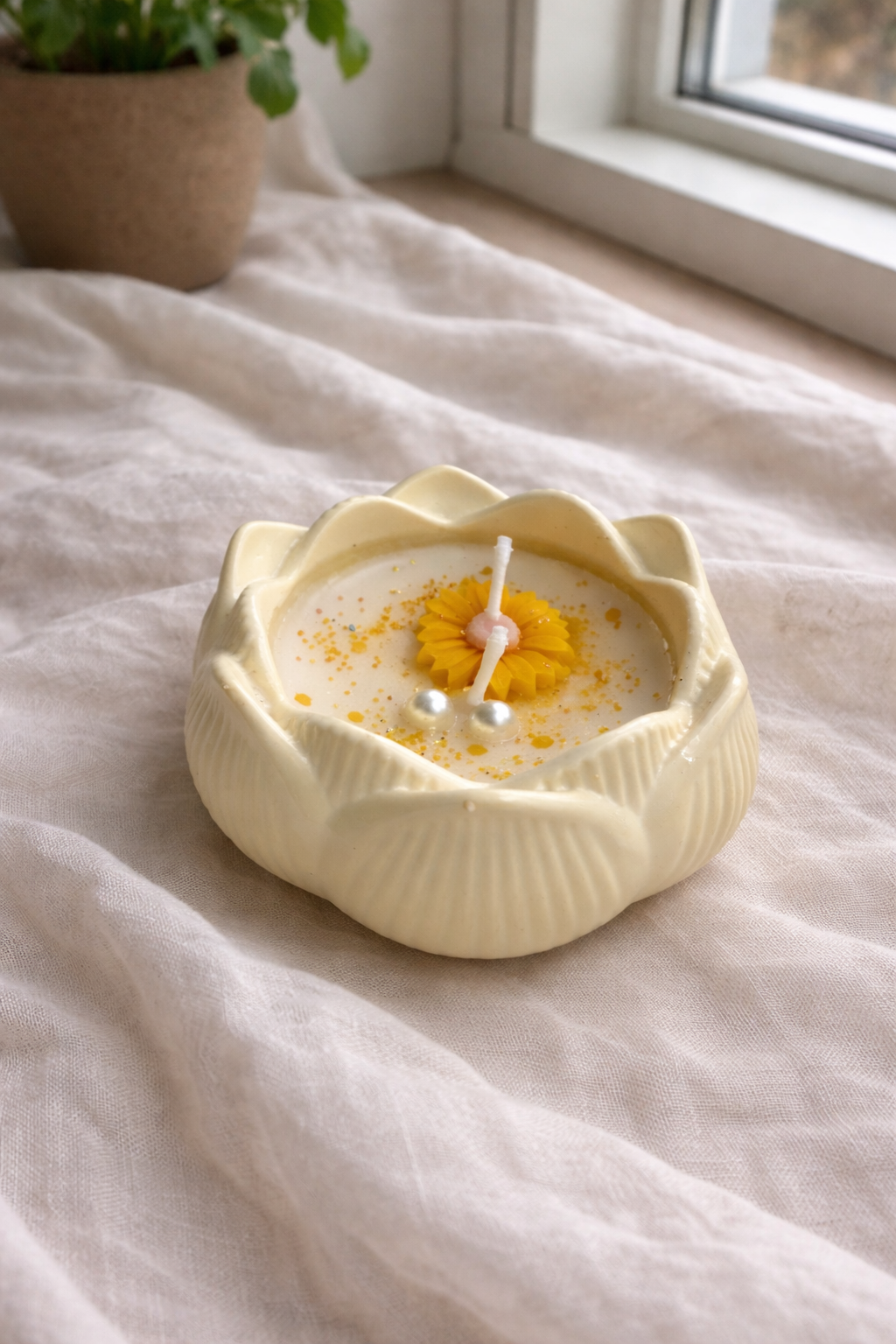 Broomoon Decorative Lotus Blossom Scented Candles