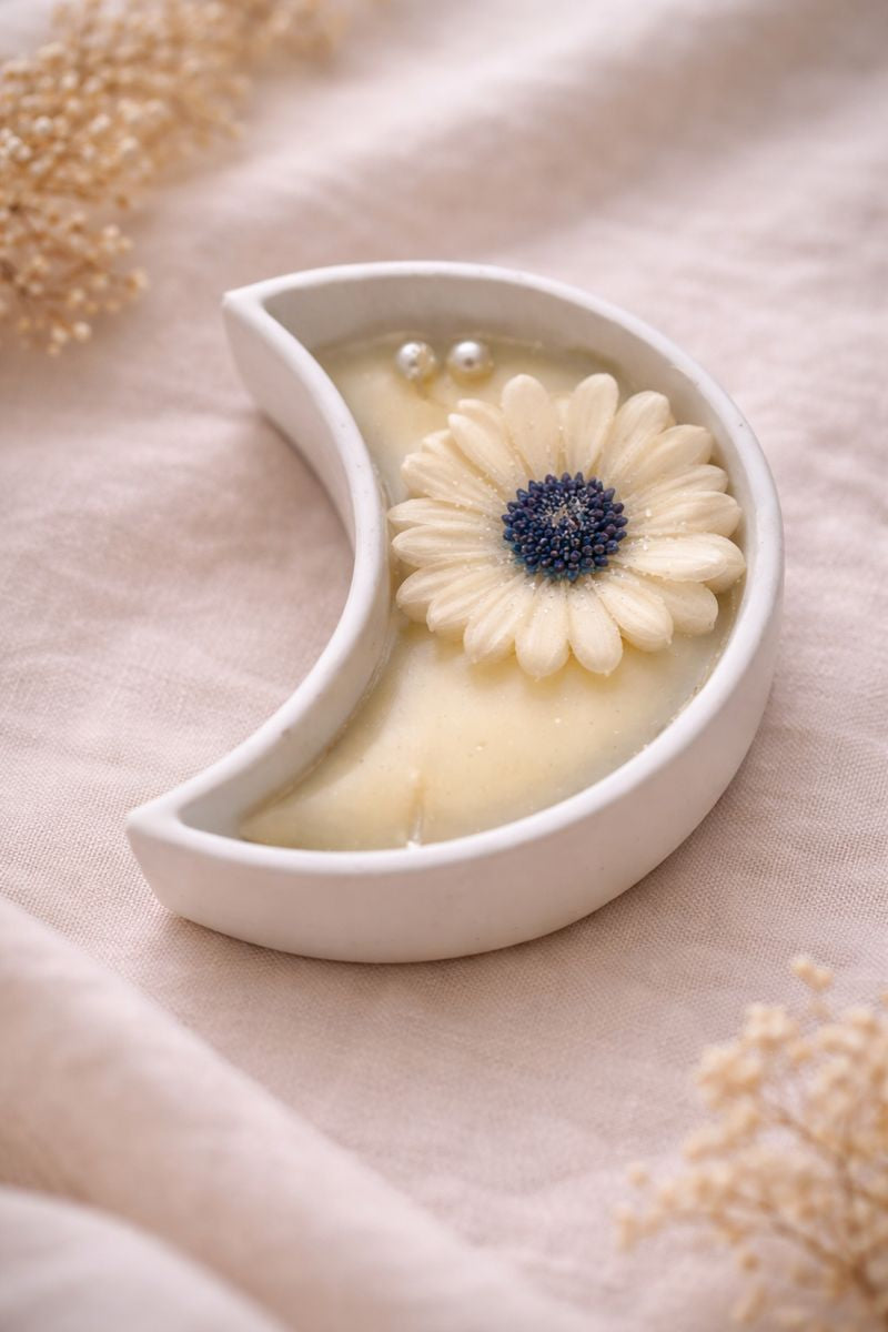 Moonbloom Candle