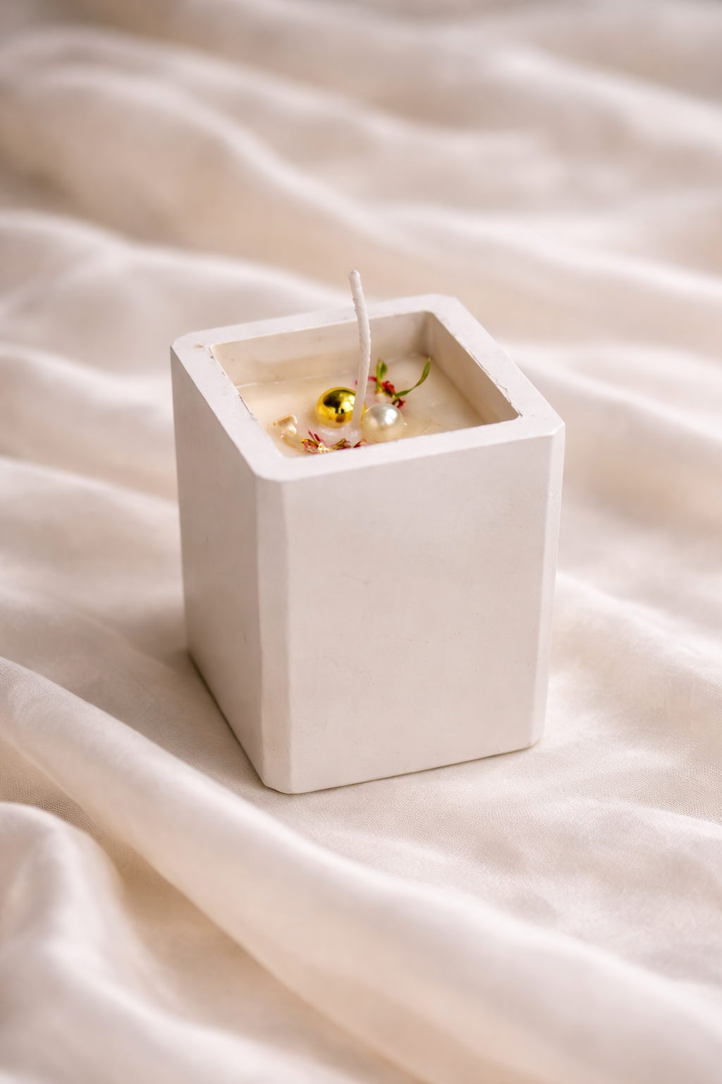 Broomoon Aura Block Candle