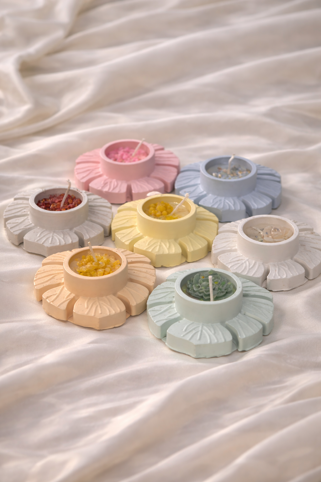 BROOMOON Petal Dream Tealight Candle