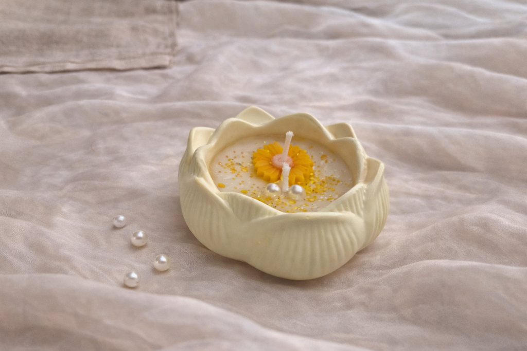 Broomoon Decorative Lotus Blossom Scented Candles