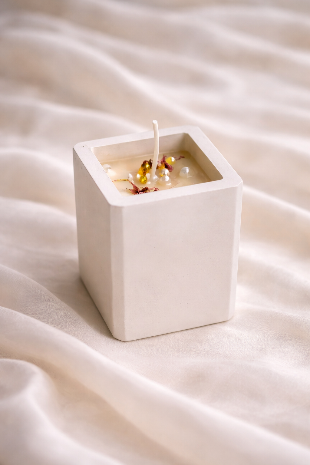 Broomoon Aura Block Candle