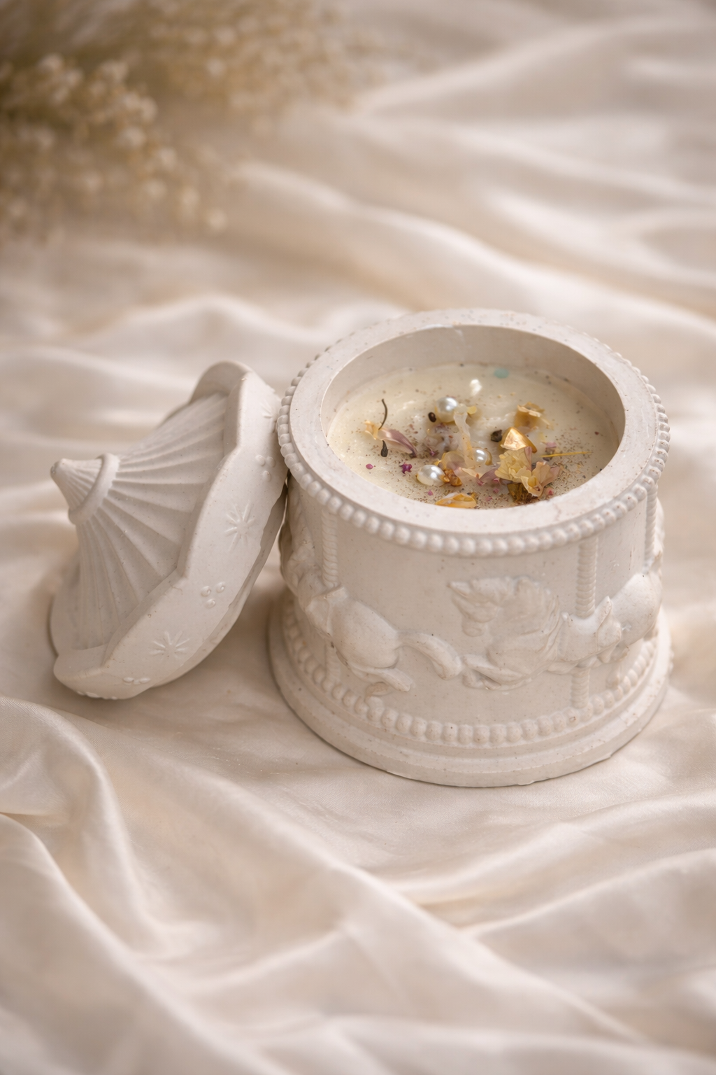 🦄 Broomoon Unicorn Royale Jar – Luxury Decorative Candle