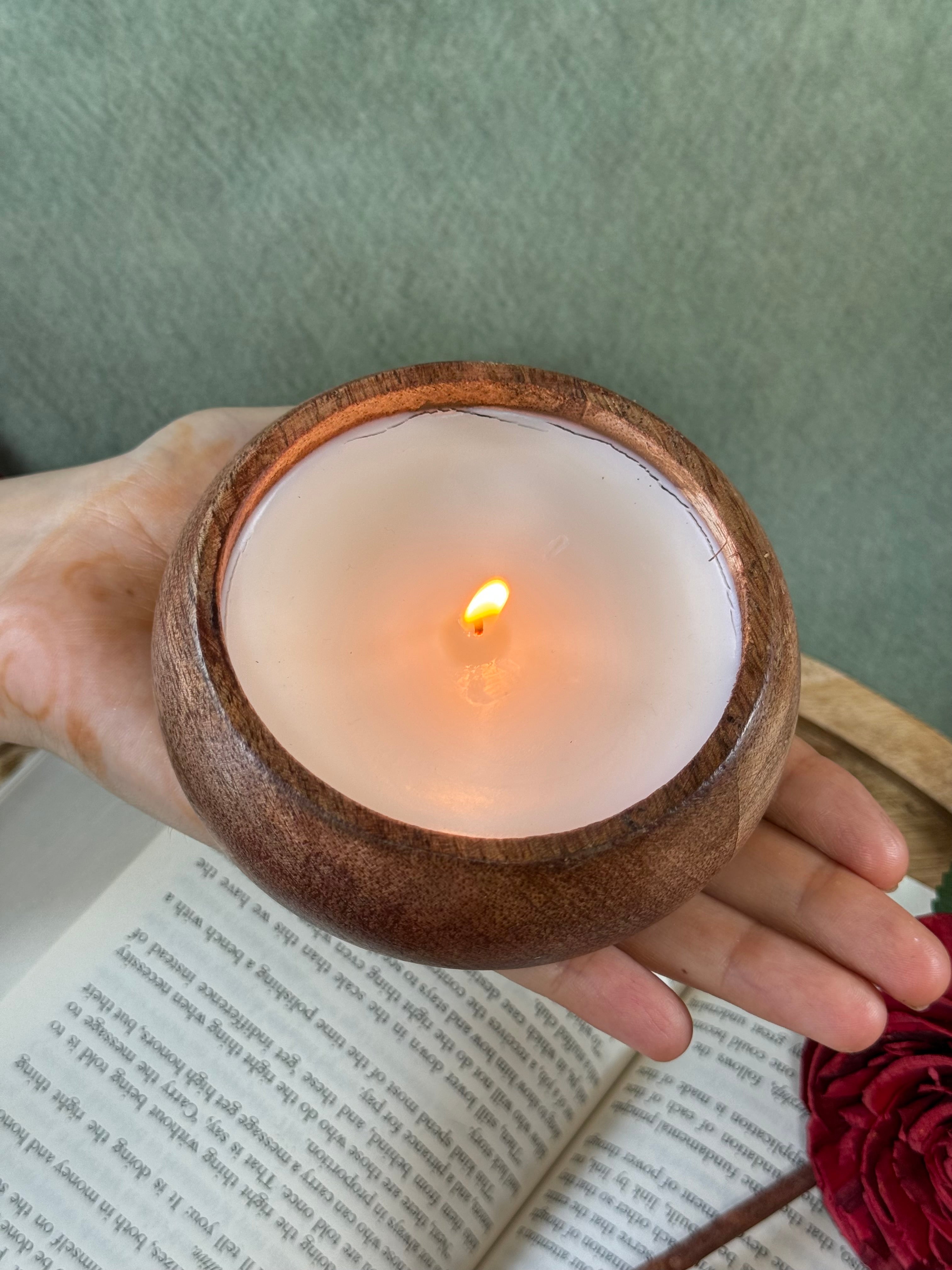 Round Wooden Bowl Soy Wax Candle – Handcrafted Natural Aromatherapy Candle