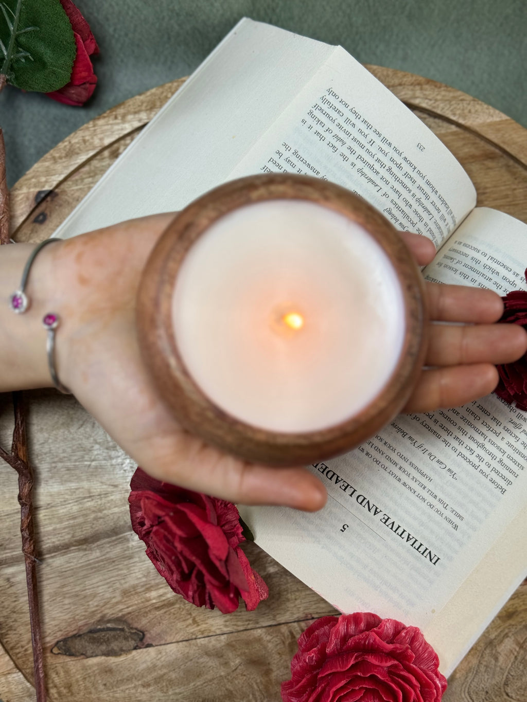 Round Wooden Bowl Soy Wax Candle – Handcrafted Natural Aromatherapy Candle