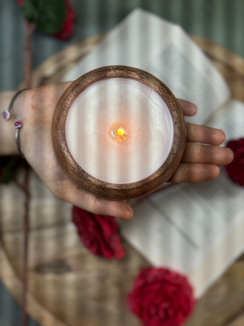Round Wooden Bowl Soy Wax Candle – Handcrafted Natural Aromatherapy Candle