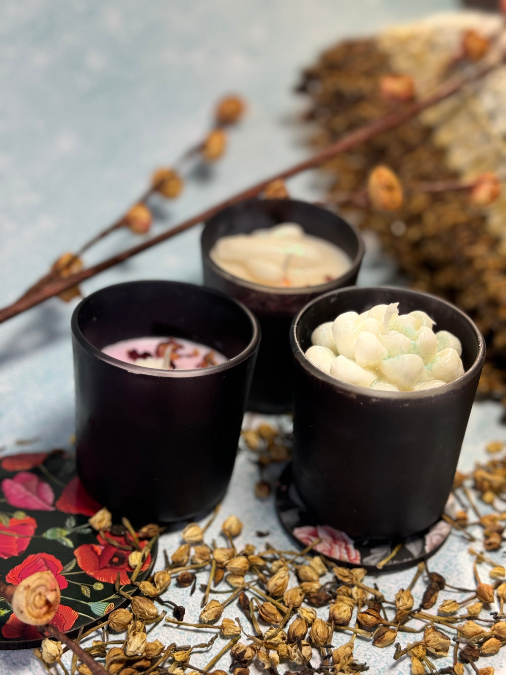 Luxury Black Matte Soy Wax Candle – Handmade Floral Jar Candle for Modern Home Décor