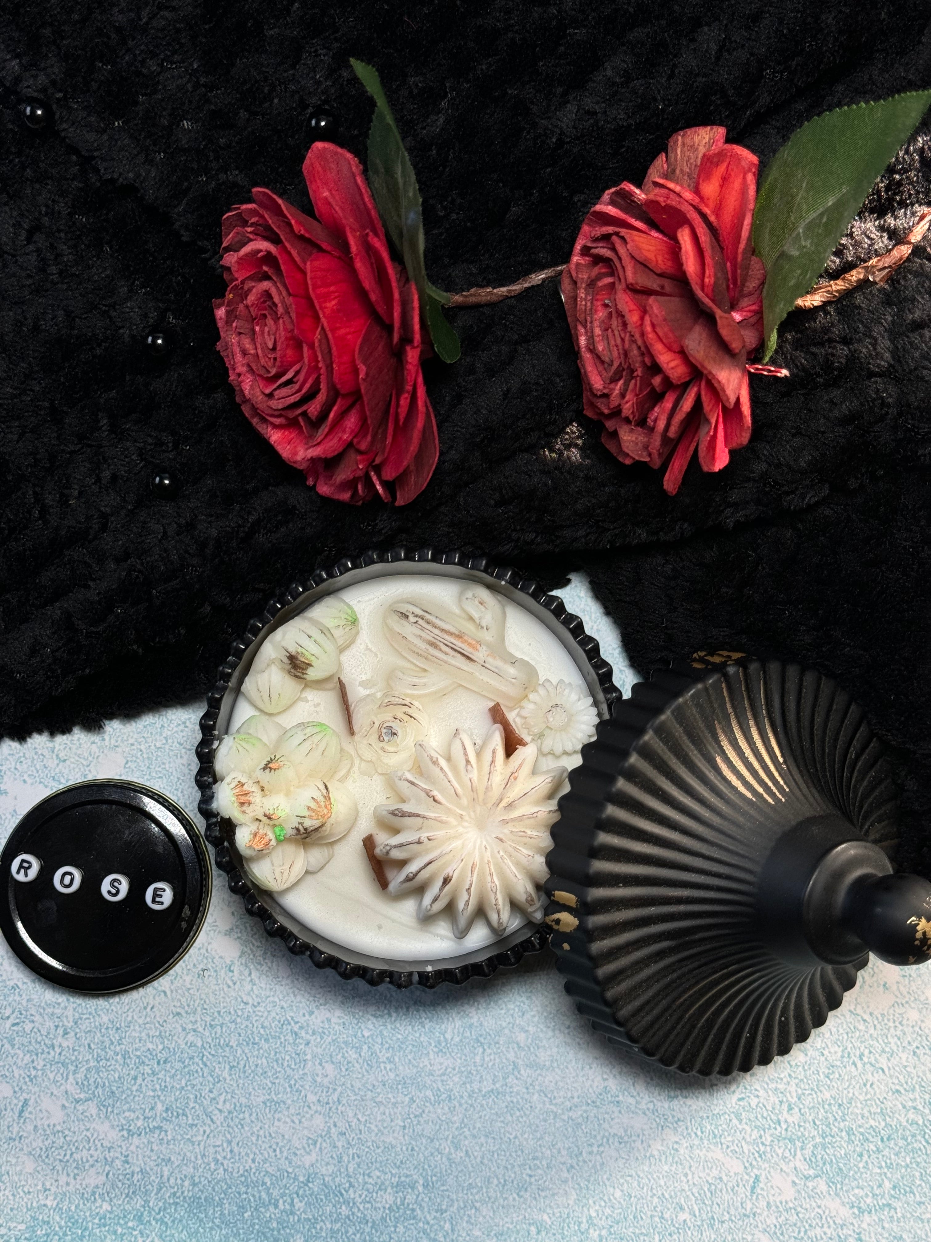 Luxury Black Ribbed Jar Soy Candle – Handmade Decorative Candle with Lid for Elegant Home Décor