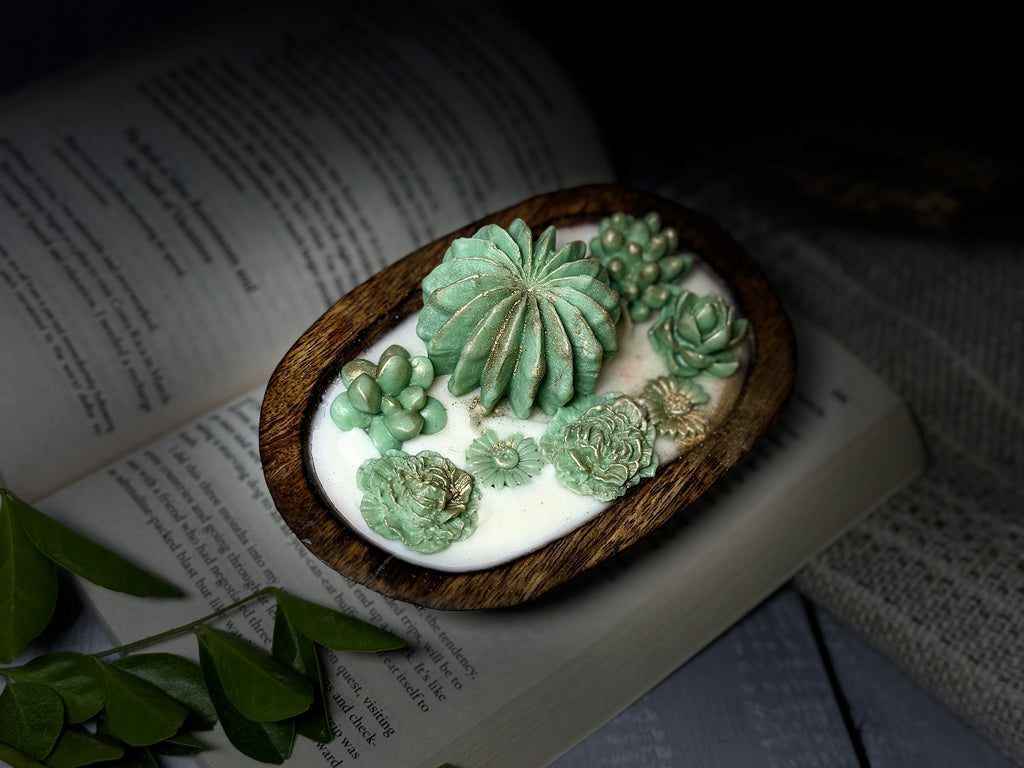Handmade Succulent Wooden Bowl Candle – Luxury Decorative Soy Wax Candle