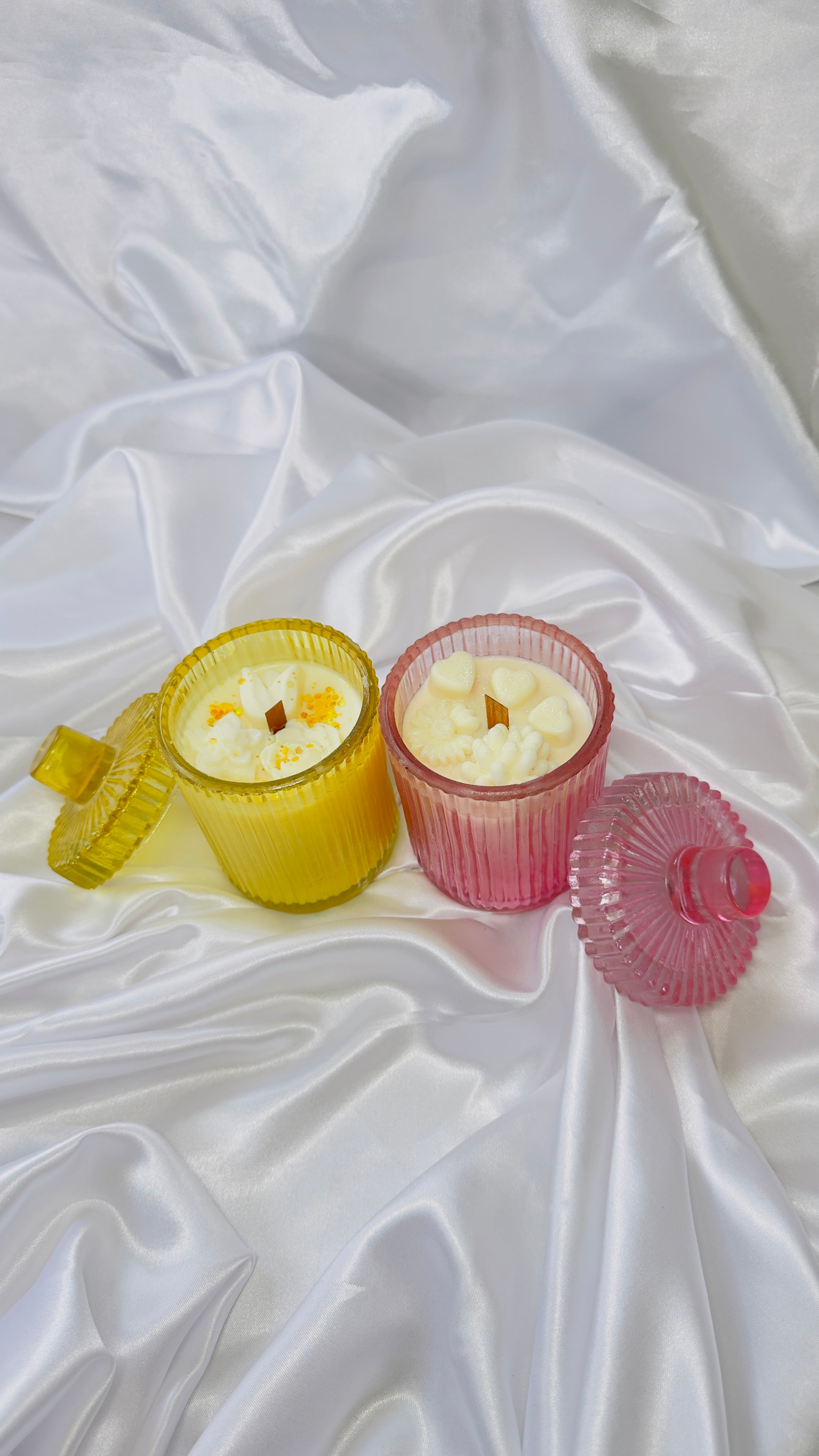 Luxury Ribbed Glass Scented Candle with Lid – Premium Soy Wax Jar Candle (Yellow & Pink Edition)