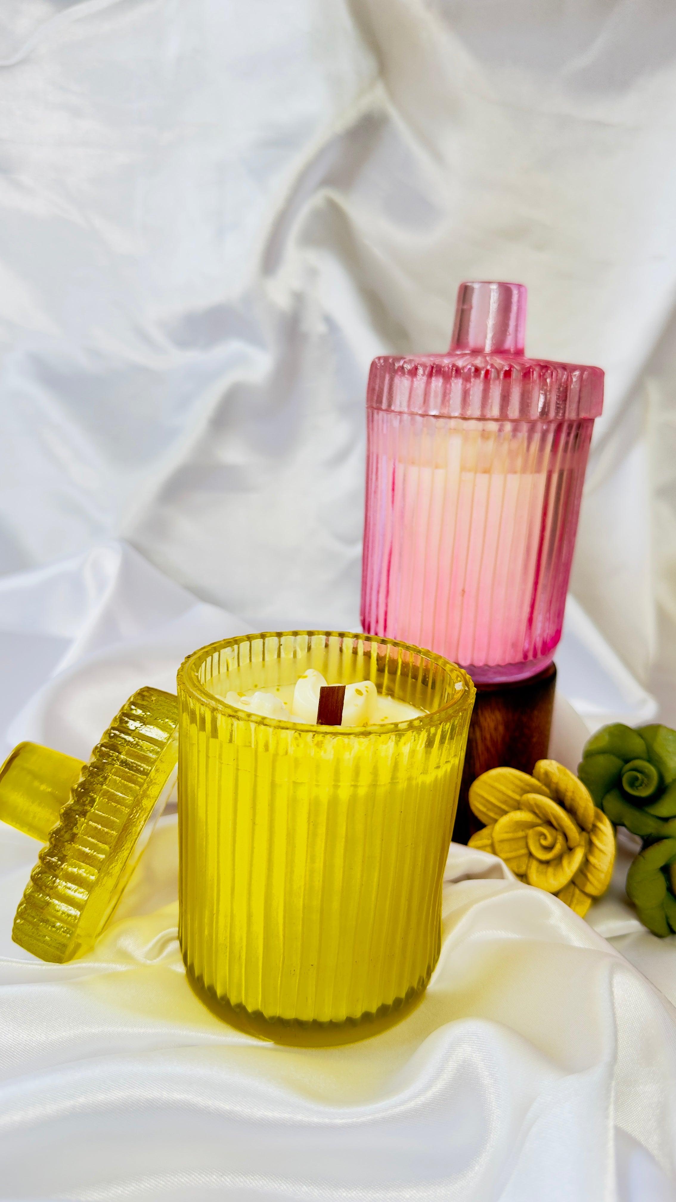 Luxury Ribbed Glass Scented Candle with Lid – Premium Soy Wax Jar Candle (Yellow & Pink Edition)