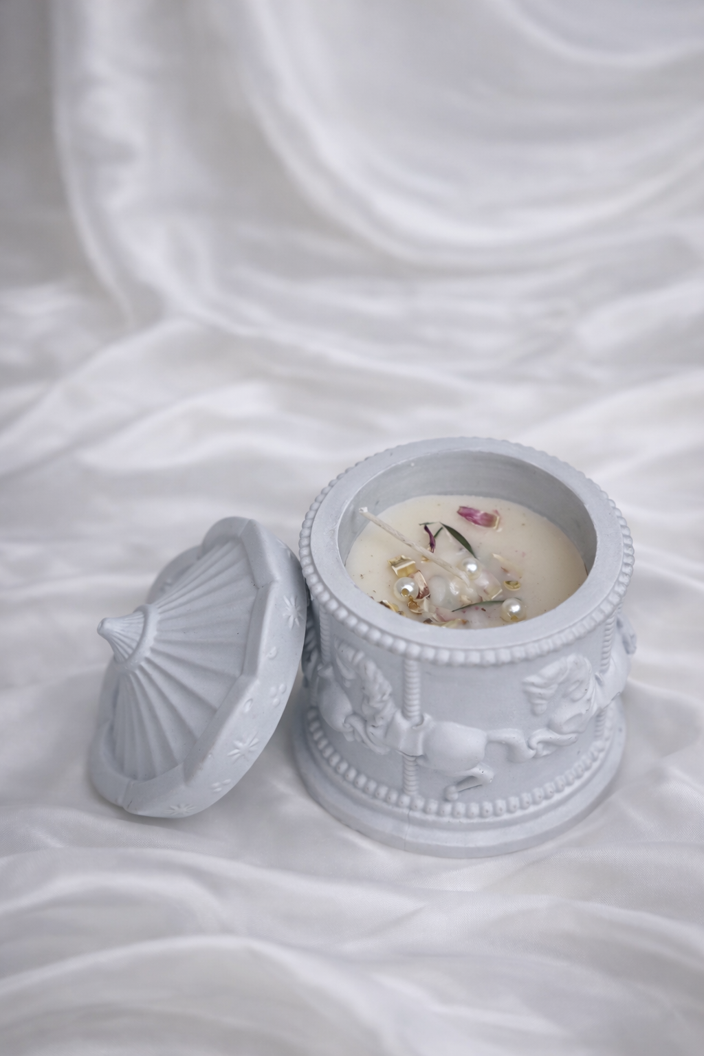 🦄 Broomoon Unicorn Royale Jar – Luxury Decorative Candle