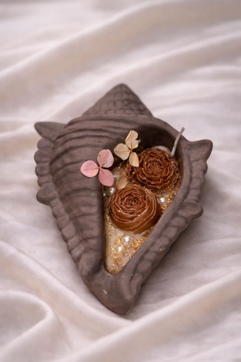 Broomoon Seashell Bloom Candle